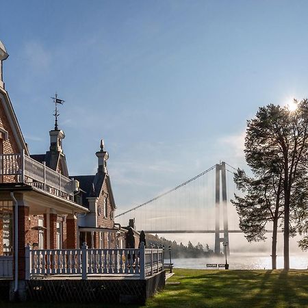 Bjoerkuddens Hotell & Restaurang Sandoverken Bagian luar foto